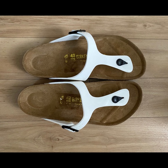 Birkenstock Shoes - NIB Birkenstock “Patent White” Gizeh Thong Sandals